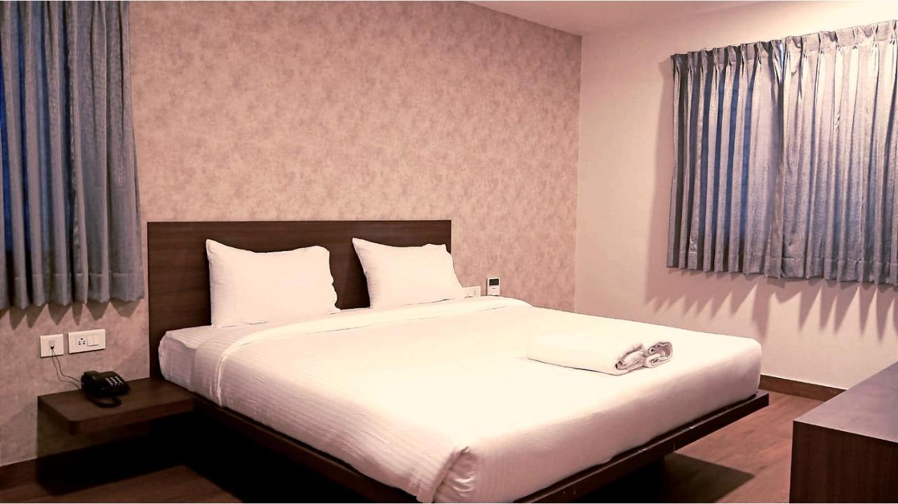 Hotel Vintage Castle 코임바토르 외부 사진